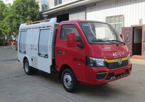 東風途逸單排1.75噸灑水車